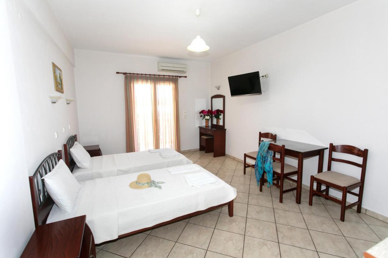 Lady Elena Hotel Ammoudia Exterior foto