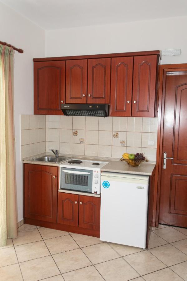 Lady Elena Hotel Ammoudia Exterior foto